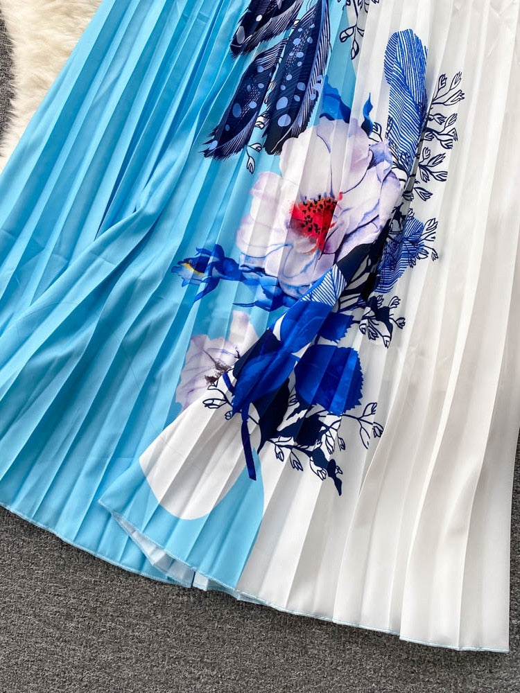 Printed T-shirt and wide pleated midi skirt set