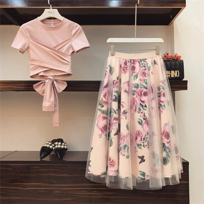 Encantador Conjunto de Dos Piezas: Blusa de Manga Corta con Lazos y Falda Floral de Cintura Alta en Elegante Chifón