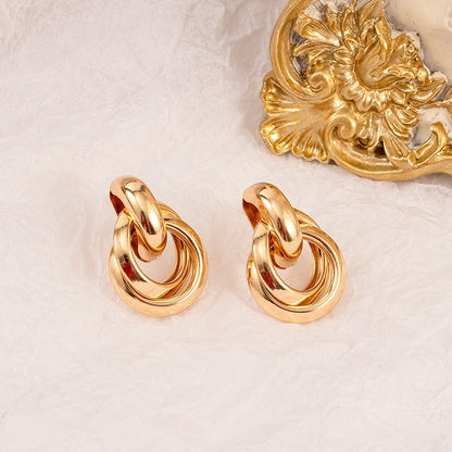 Aretes Dorados Estilo Vintage